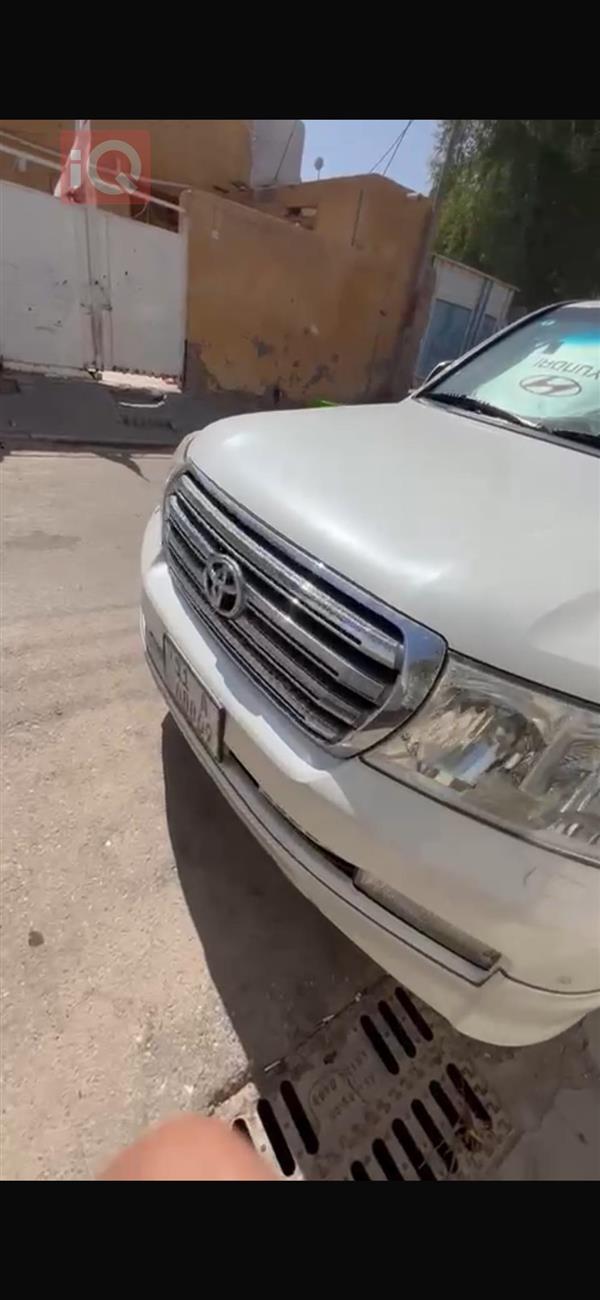 Toyota Land Cruiser 2011 for sale in Iraq - Basra